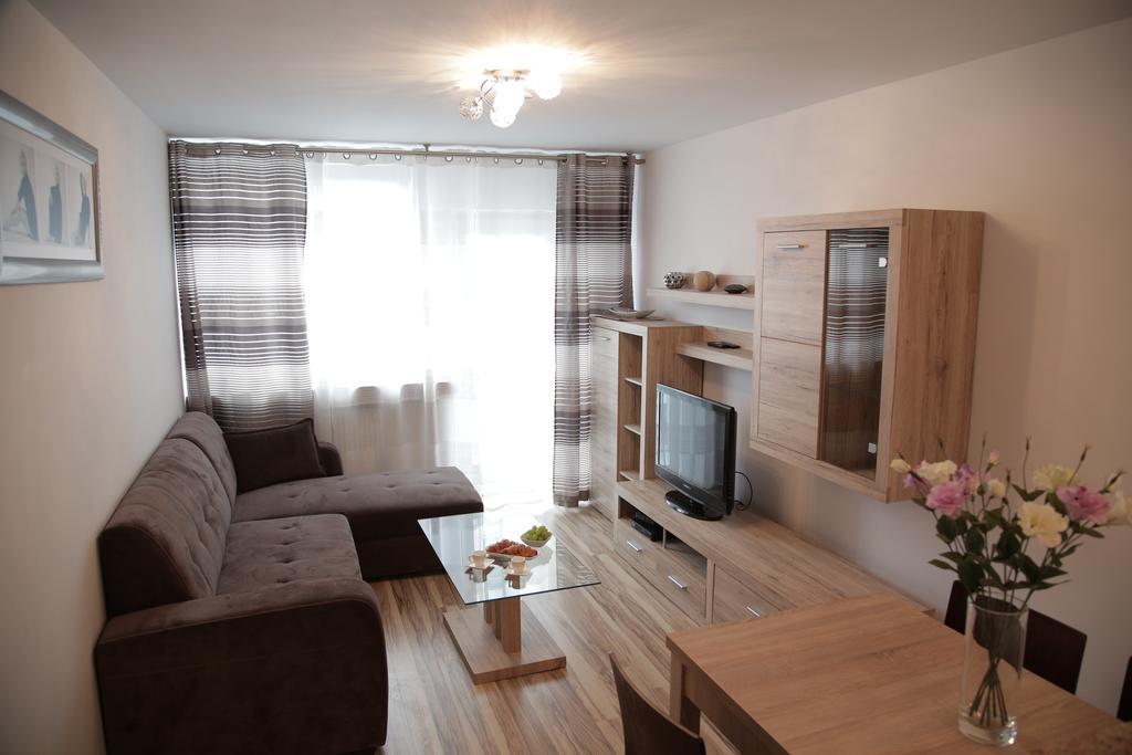 Central Suites&Studios Warsawa Ruang foto