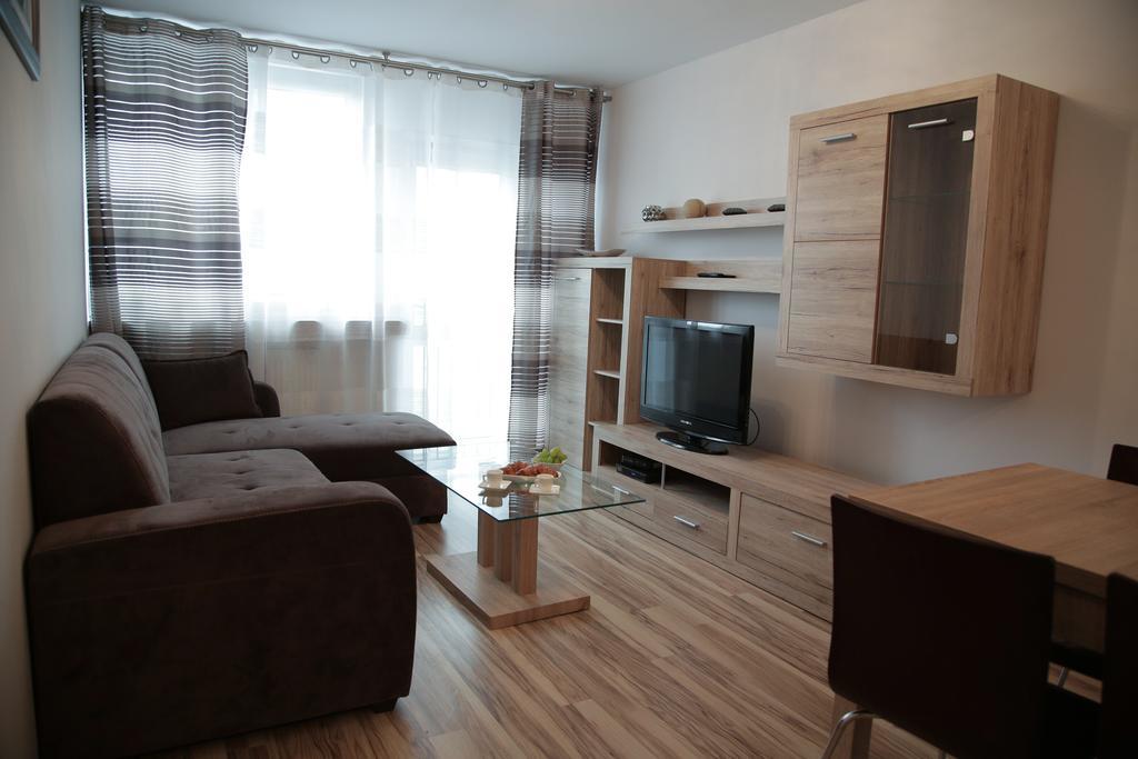 Central Suites&Studios Warsawa Bagian luar foto